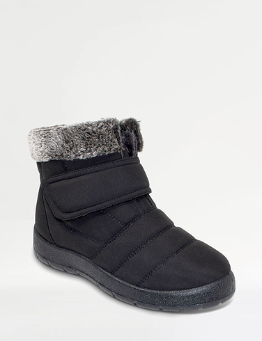 Wide Fit Thermal Lined Showerproof Boots - LJ884
